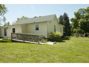 5477 South Fairfax Road Bloomington, IN 47401 - Photo 3 of 14 Gallery Image 3