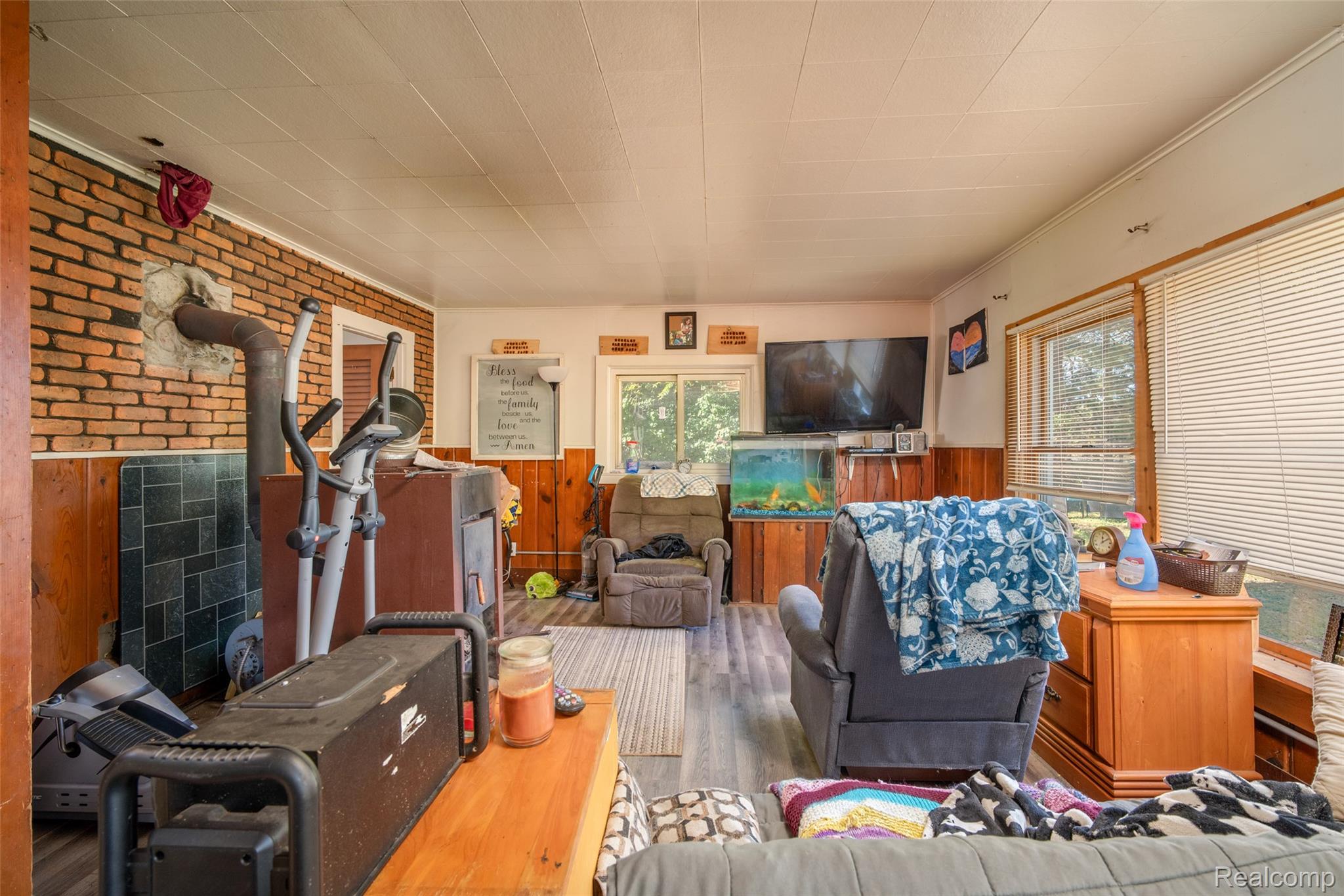 4987 East Garfield Road Hesperia, MI 49421 - Photo 5 of 38 5.jpg