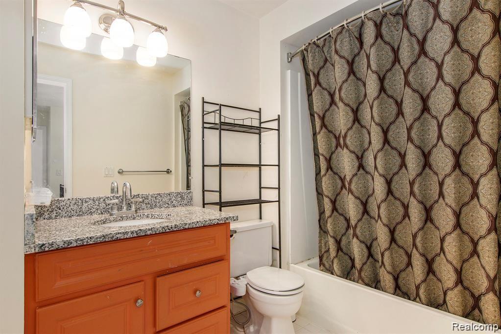 1615 Colony Drive Rochester Hills, MI 48307 - Photo 16 of 28