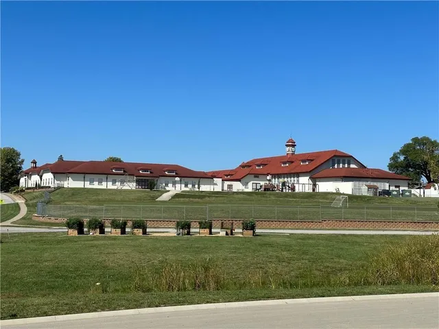 $1,150,000 | 3262 Southwest Pergola Park Drive, Lee's Summit, MO 64081