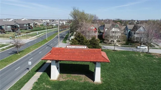 $1,150,000 | 3262 Southwest Pergola Park Drive, Lee's Summit, MO 64081