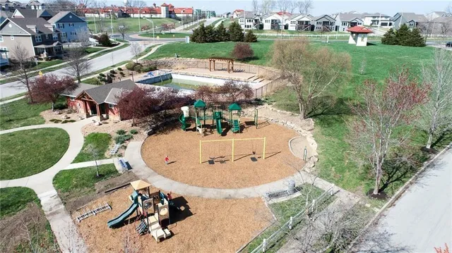 $1,150,000 | 3262 Southwest Pergola Park Drive, Lee's Summit, MO 64081