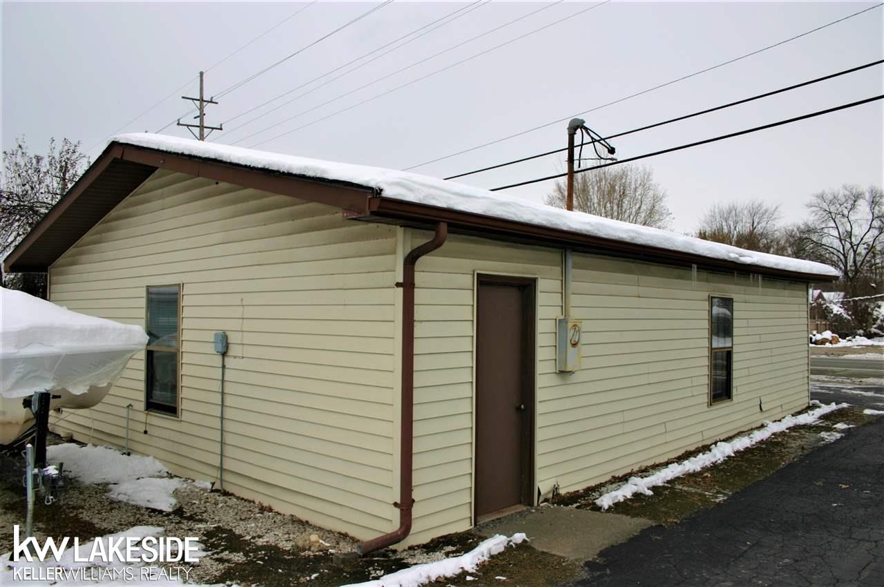 5943 Pointe Tremble Road Algonac, MI 48001 - Photo 34 of 51 50000132-33.JPG