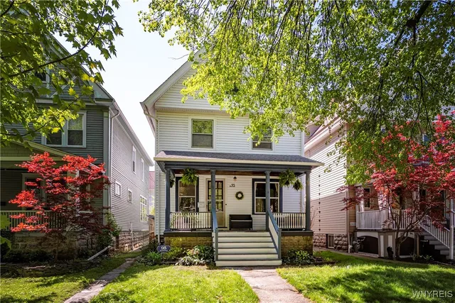 $2,200 | 95 Russell Street, Buffalo, NY 14214