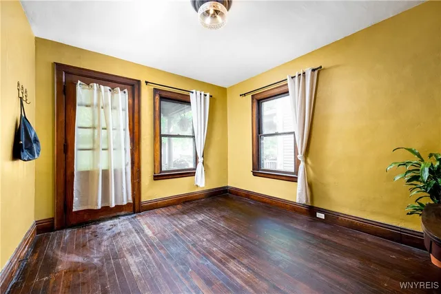 $2,200 | 95 Russell Street, Buffalo, NY 14214