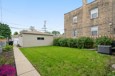 $425,000 | 2605 North Oak Park Avenue, Chicago, IL 60707