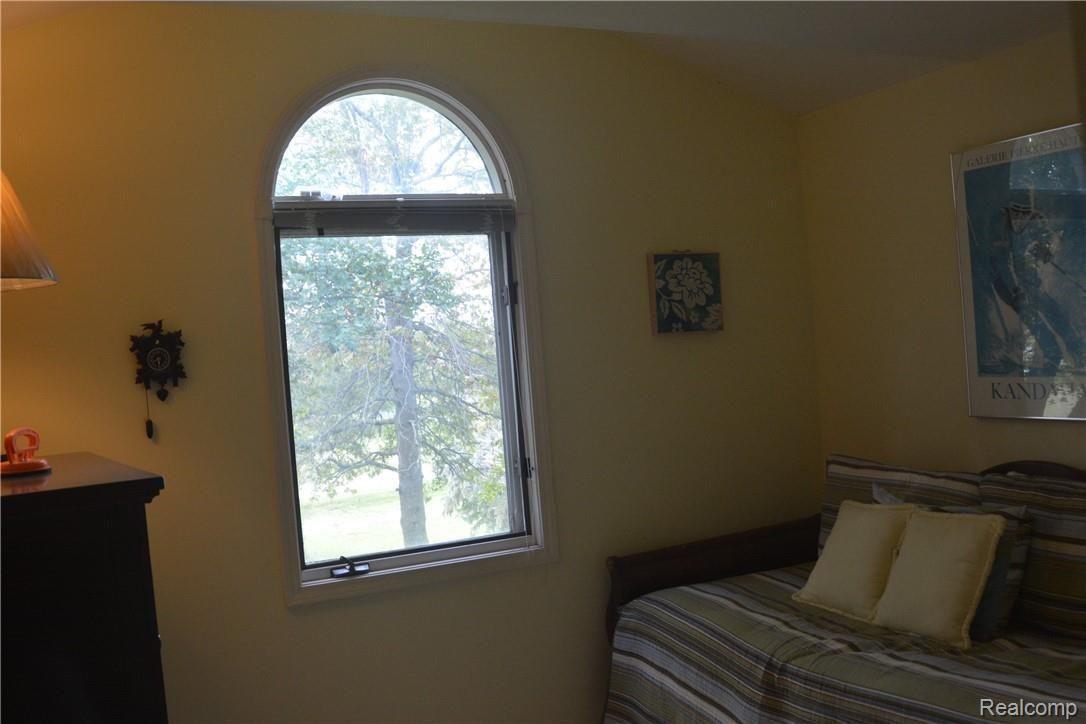 446 Hunters Ridge Drive Saline, MI 48176 - Photo 23 of 37 DSC_3692.JPG