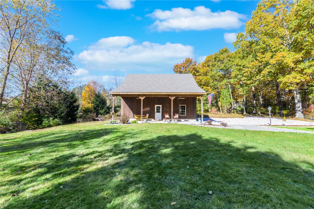 272 Mattity Road North Smithfield, RI 02896 - Photo 3 of 22