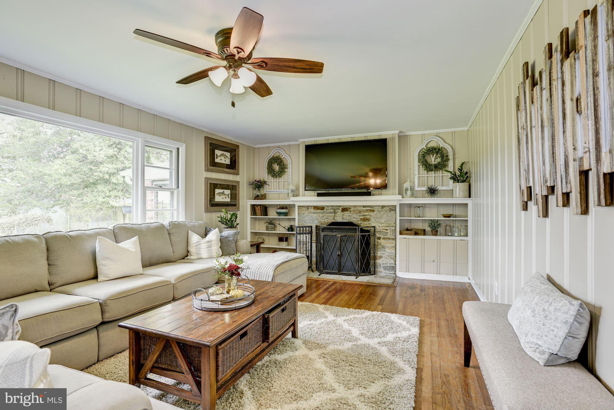 2822 Medical Hall Road Churchville, MD 21028 - Photo 6 of 29 Living Room