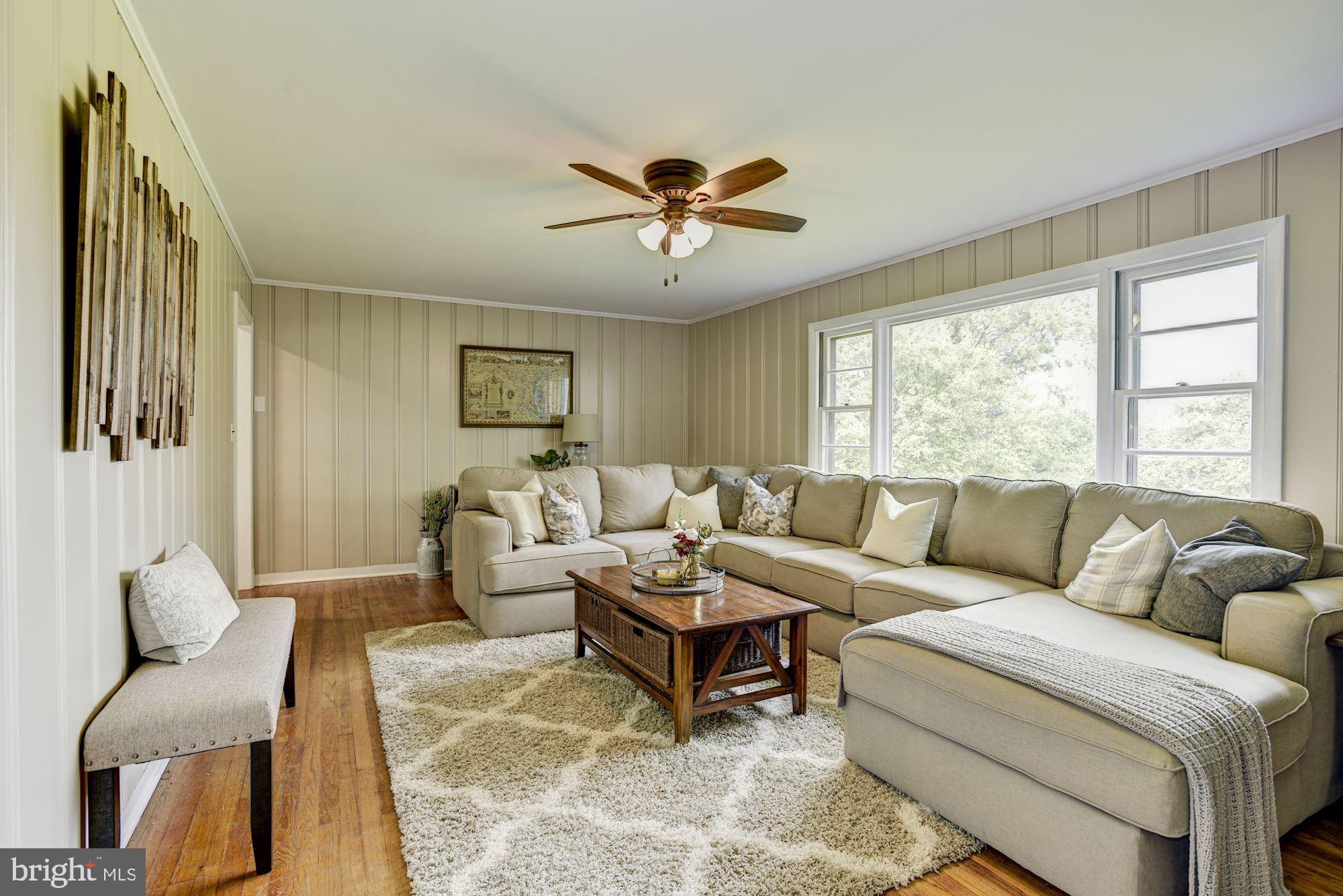 2822 Medical Hall Road Churchville, MD 21028 - Photo 7 of 29 Living Room