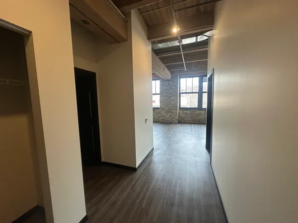 $5,435 | 2032 North Clybourn Avenue, Unit 337, Chicago, IL 60614