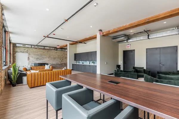 $5,435 | 2032 North Clybourn Avenue, Unit 337, Chicago, IL 60614