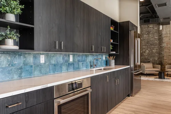 $5,435 | 2032 North Clybourn Avenue, Unit 337, Chicago, IL 60614