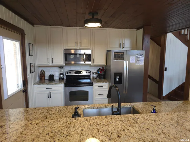 $559,000 | 3477 Sneed Road, Carbondale, IL 62902