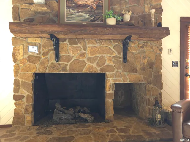 $559,000 | 3477 Sneed Road, Carbondale, IL 62902