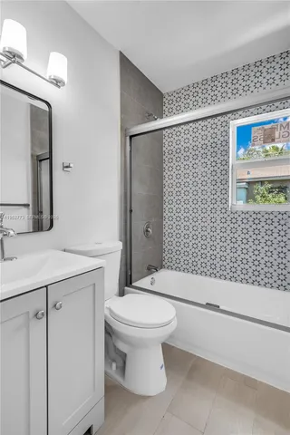 $2,500 | 351 Northeast 82nd Street, Unit 1, Miami, FL 33138