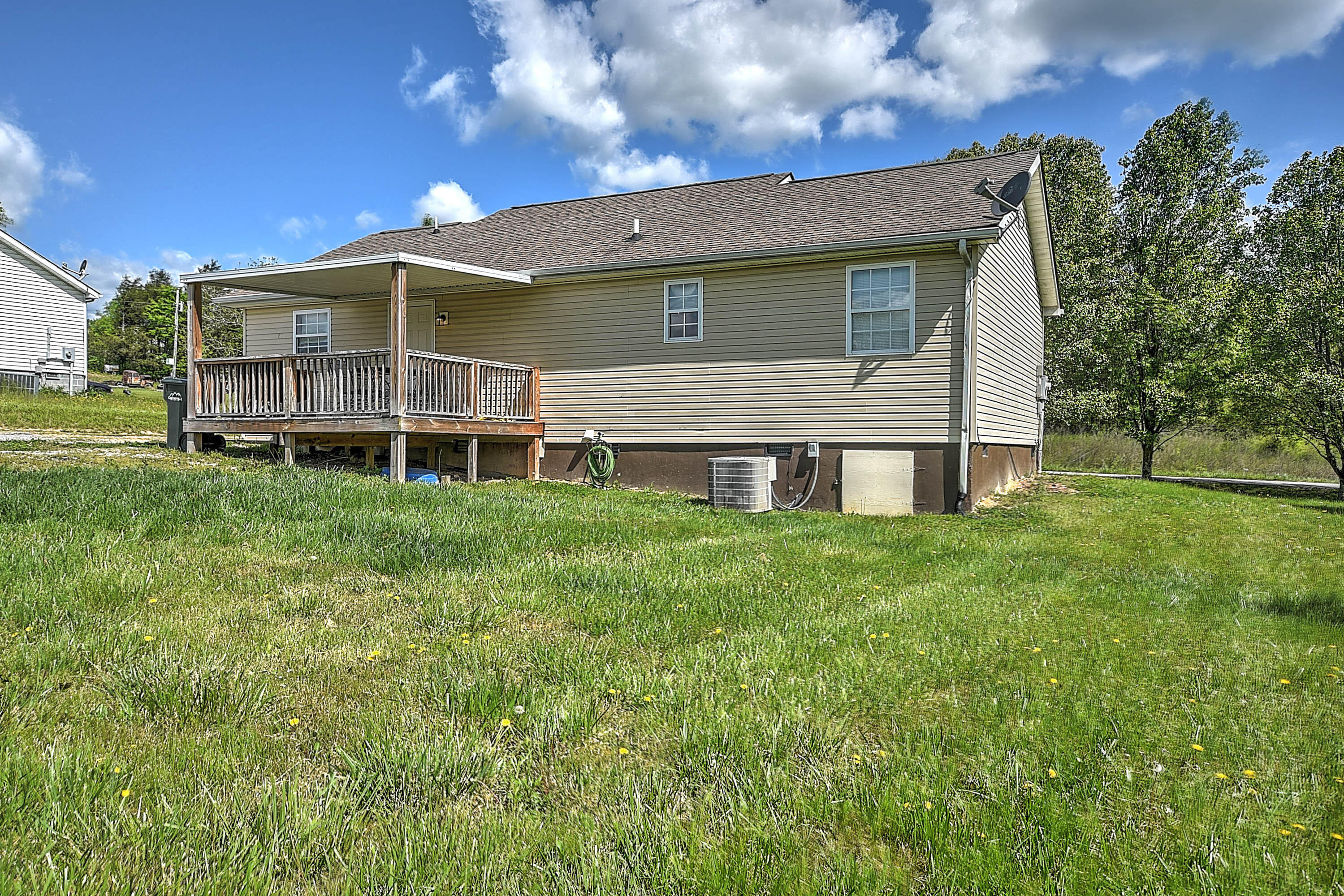 2805 North Wesley Chapel Road Greeneville, TN 37745 - Photo 29 of 32 Wesley Chapel-30