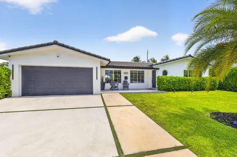 $1,250,000 | 2917 Northeast 35th Court, Lighthouse Point, FL 33064