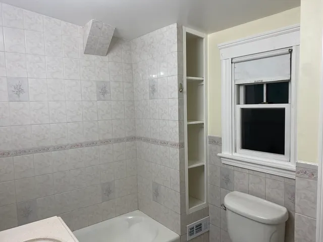 $4,975 | 12 Eliot Crescent, Unit 2, Brookline, MA 02467