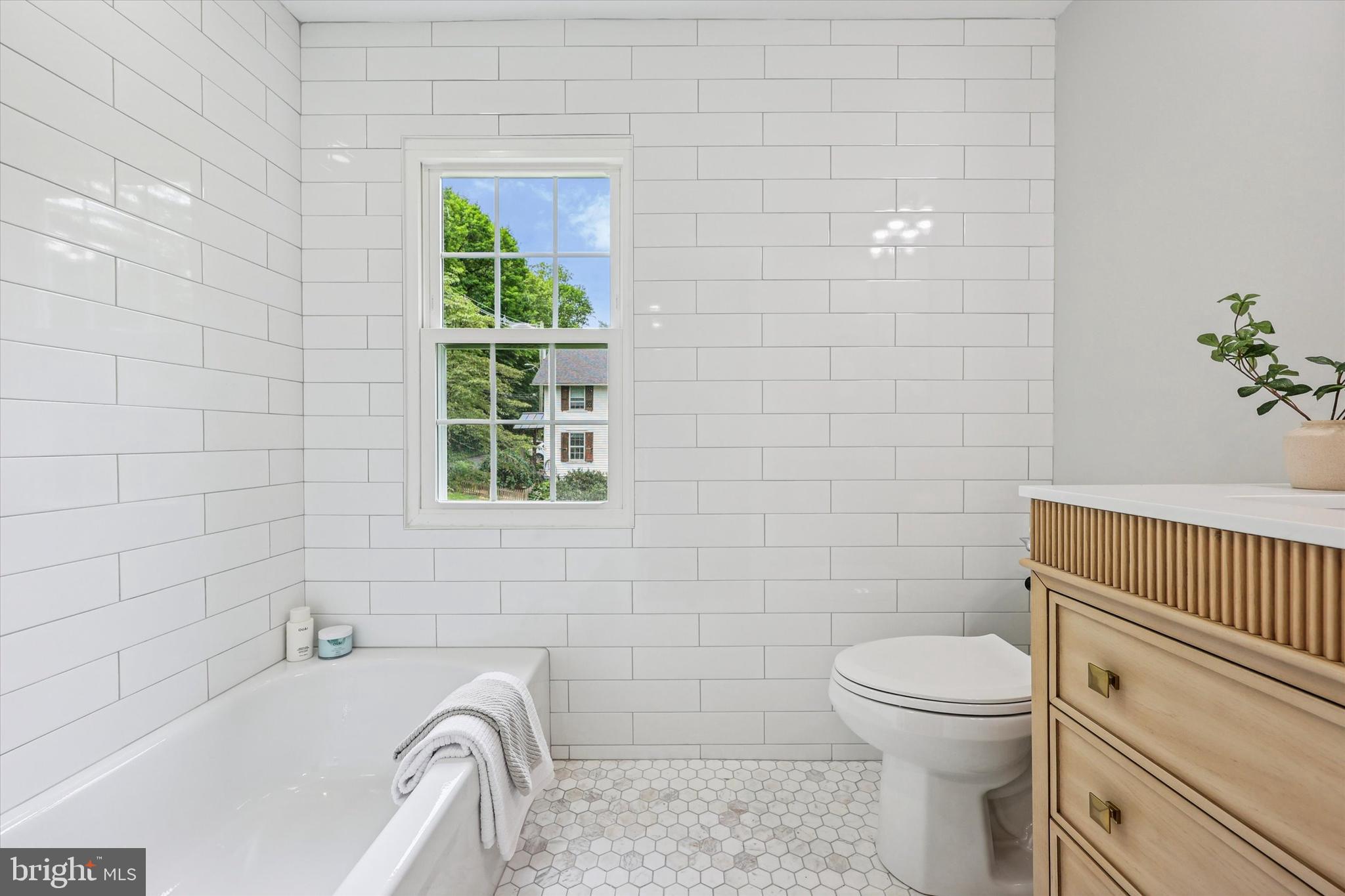 218 Biddulph Road Wayne, PA 19087 - Photo 48 of 73