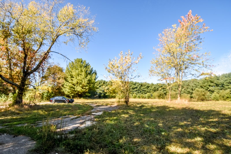 342 Saidah Road Bloomington, IN 47404 - Photo 3 of 5