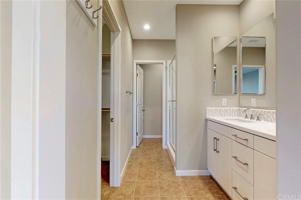 100 Excursion Irvine, CA 92618 - Photo 18 of 27