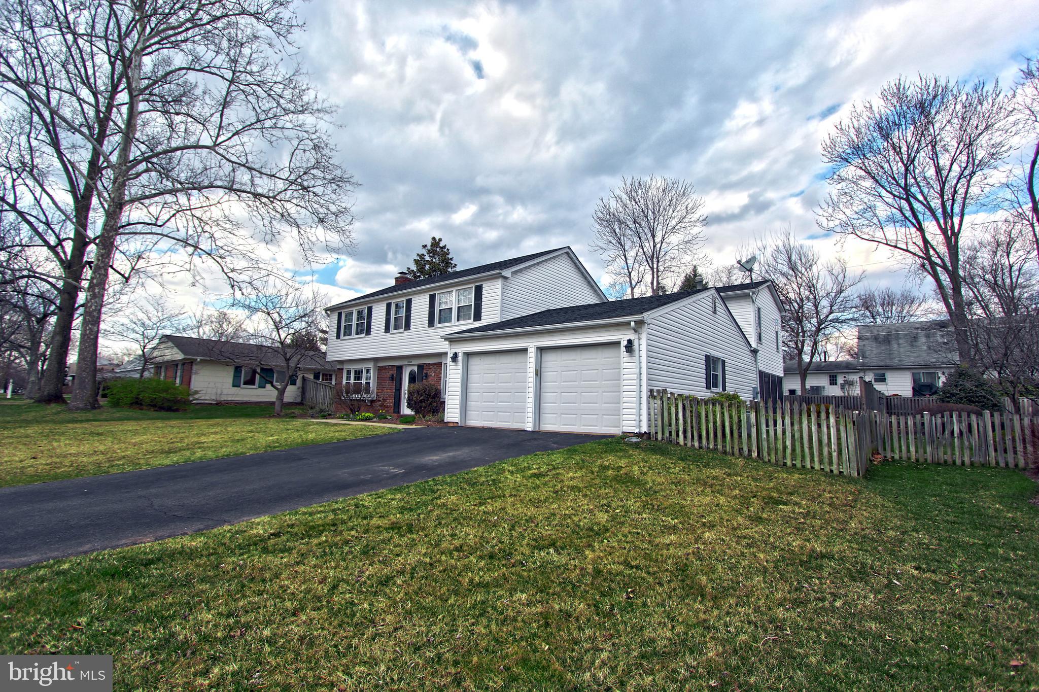 13108 Poplar Tree Road Fairfax, VA 22033 - Photo 2 of 43 Gallery Image 2