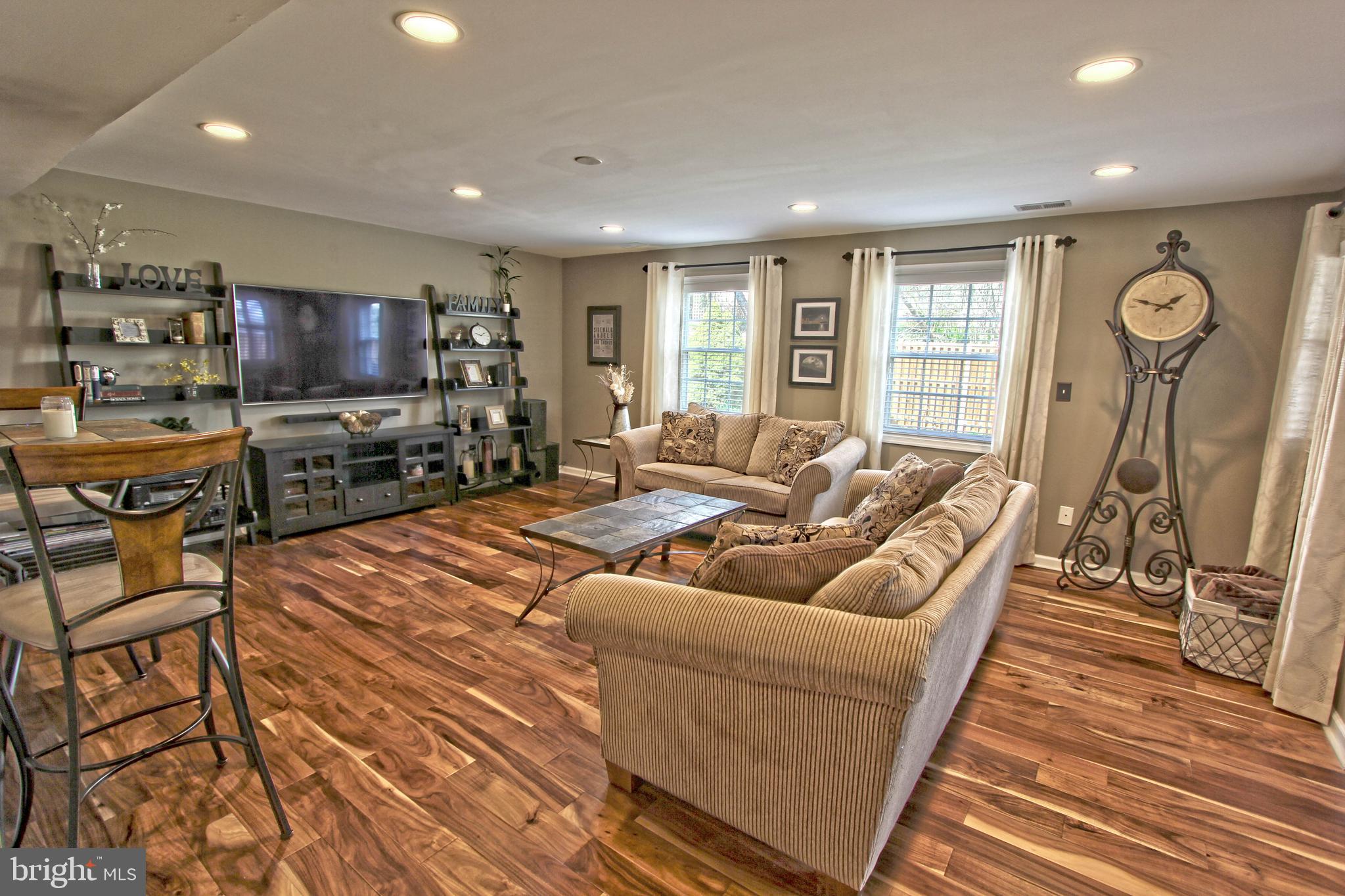 13108 Poplar Tree Road Fairfax, VA 22033 - Photo 16 of 43 Gallery Image 16