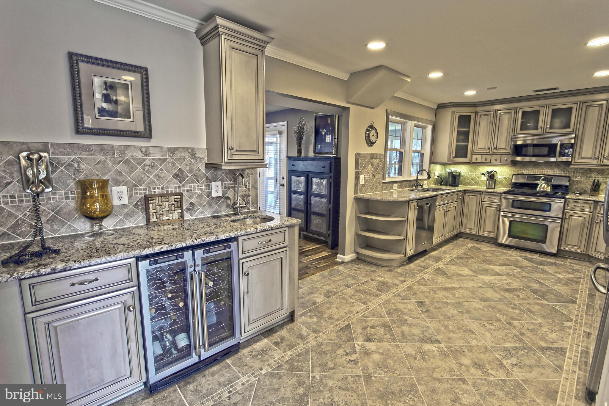 13108 Poplar Tree Road Fairfax, VA 22033 - Photo 17 of 43 Gallery Image 17