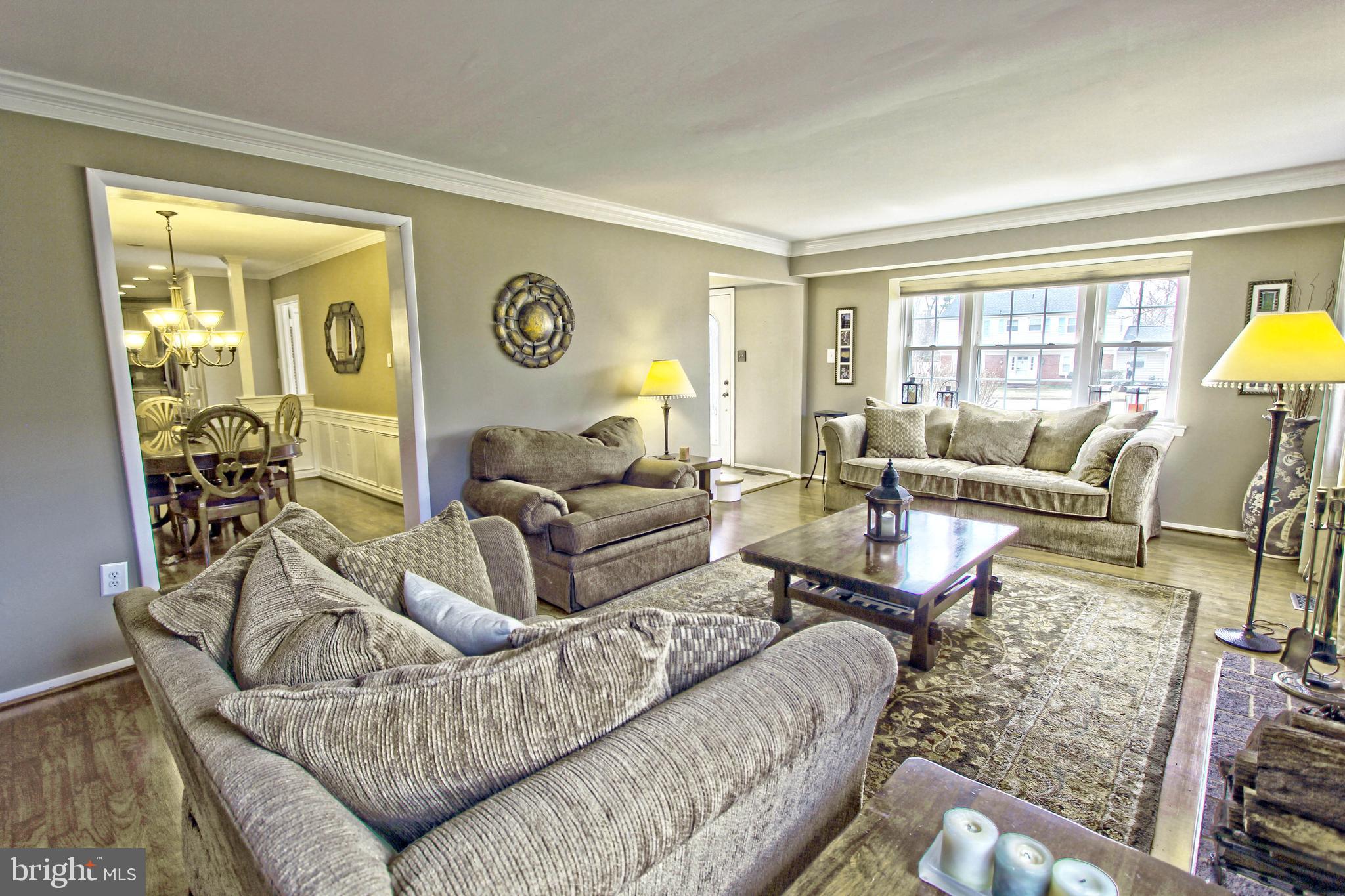 13108 Poplar Tree Road Fairfax, VA 22033 - Photo 5 of 43 Gallery Image 5