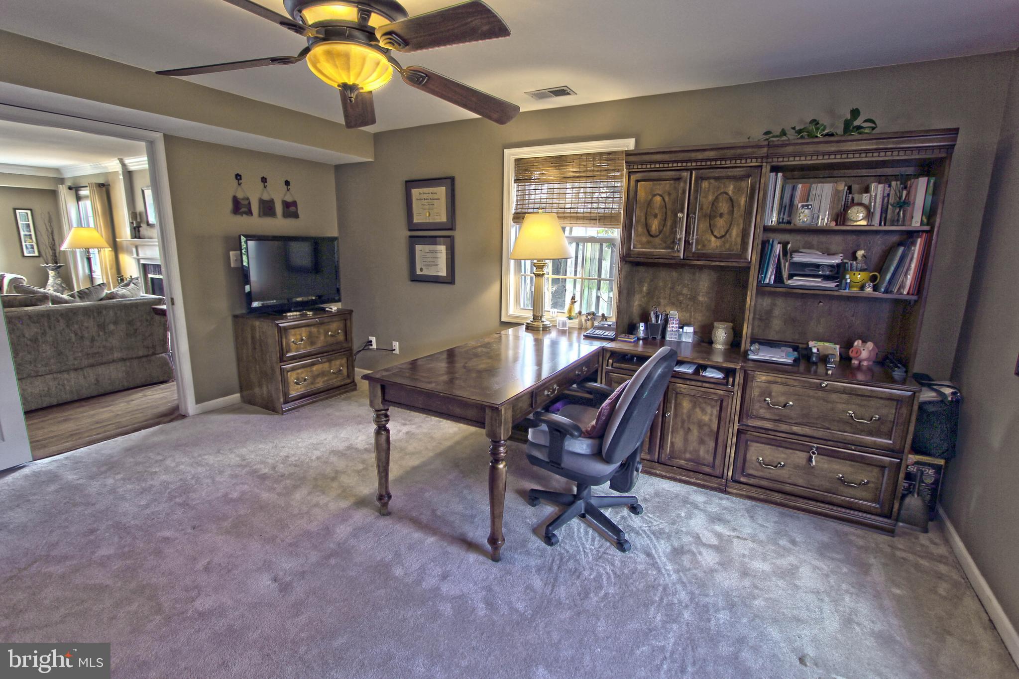 13108 Poplar Tree Road Fairfax, VA 22033 - Photo 8 of 43 Gallery Image 8