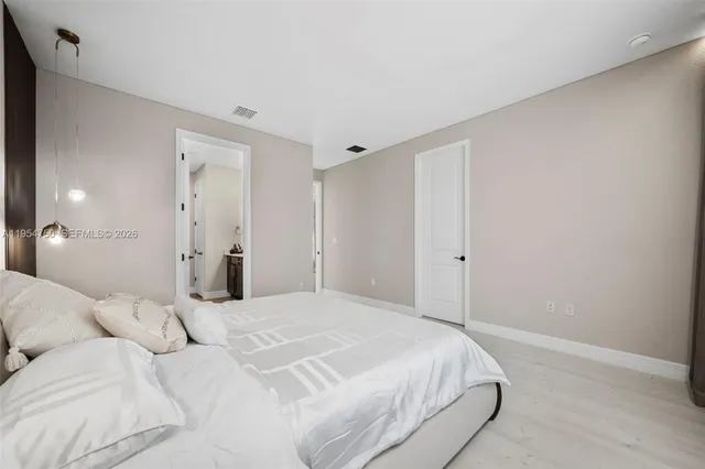 $6,500 | 4642 Pinehurst Trail West, Oakland Park, FL 33309