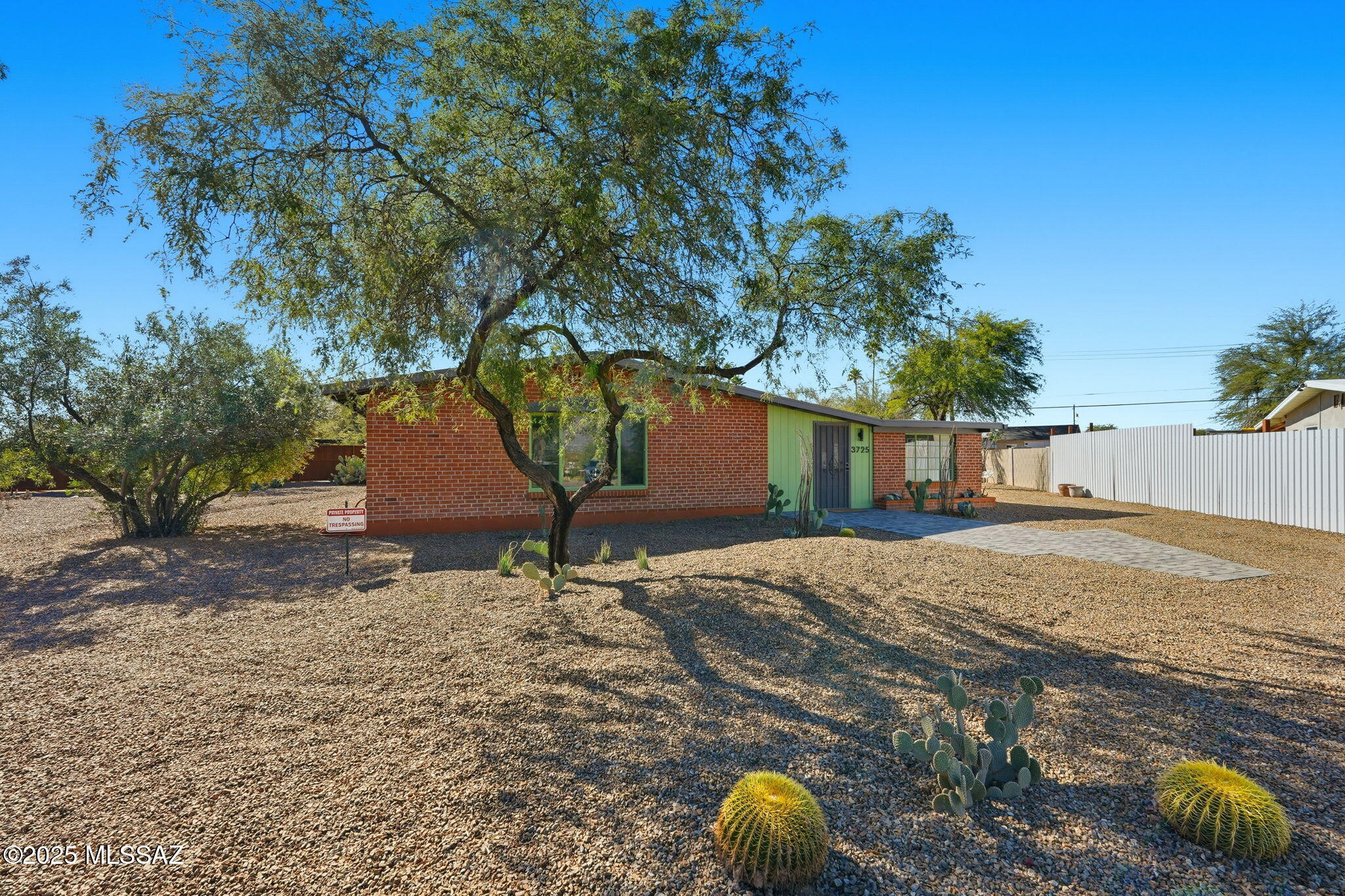 3725 North Warren Avenue Tucson, AZ 85719 - Photo 3 of 34 Gallery Image 3