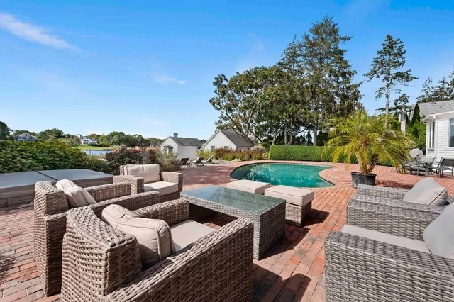 $100,000 | 15 Linden Lane, Quiogue, NY 11978