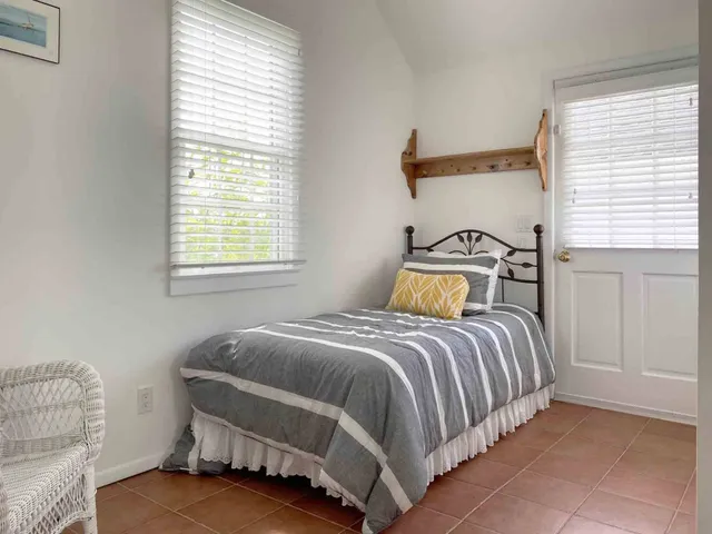 $100,000 | 15 Linden Lane, Quiogue, NY 11978