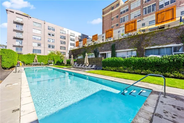 $4,150 | 1850 Industrial Street, Unit 504, Los Angeles, CA 90021