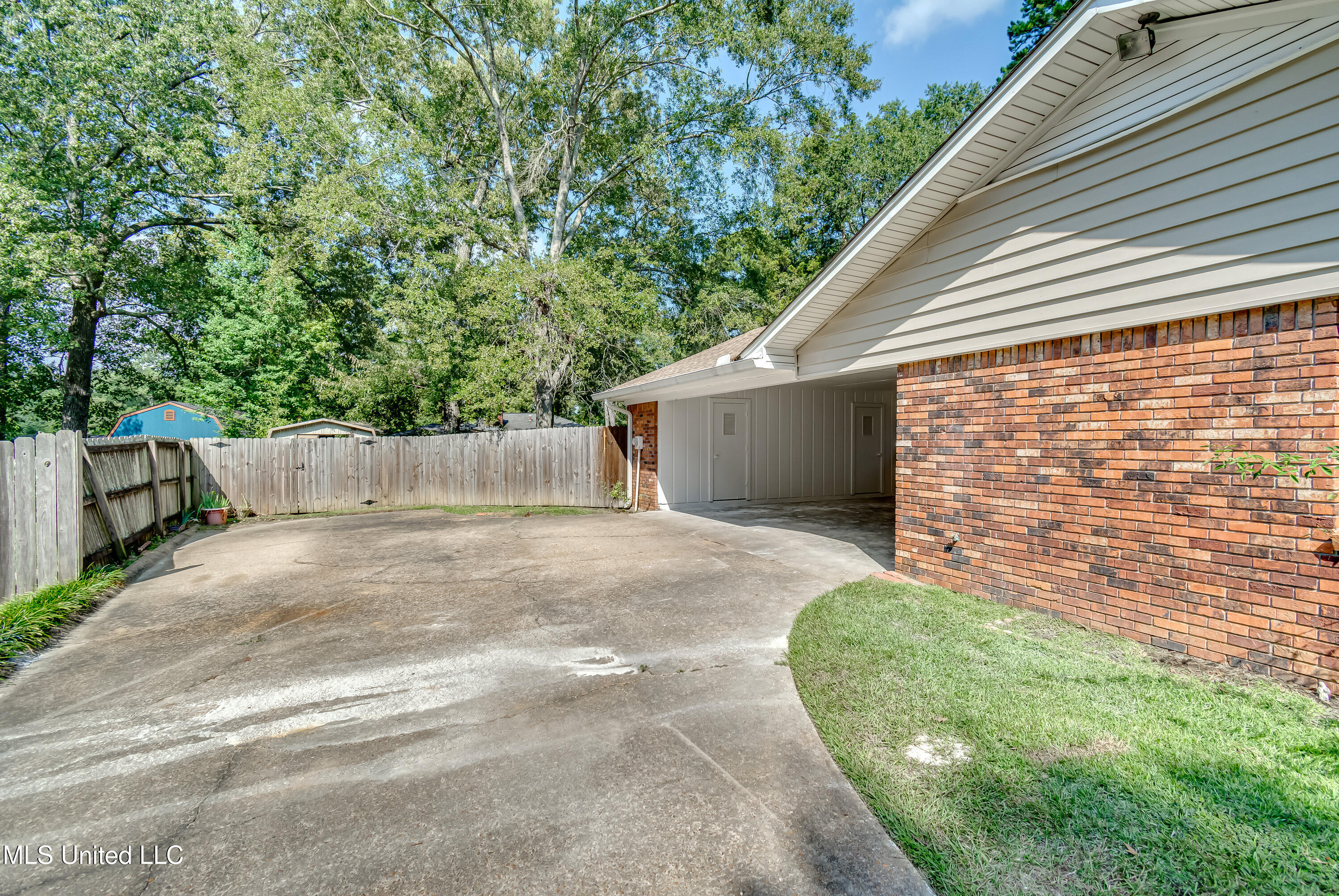 155 Post Hill Road Brandon, MS 39042 - Photo 54 of 68 155 Post Hill Rd-8