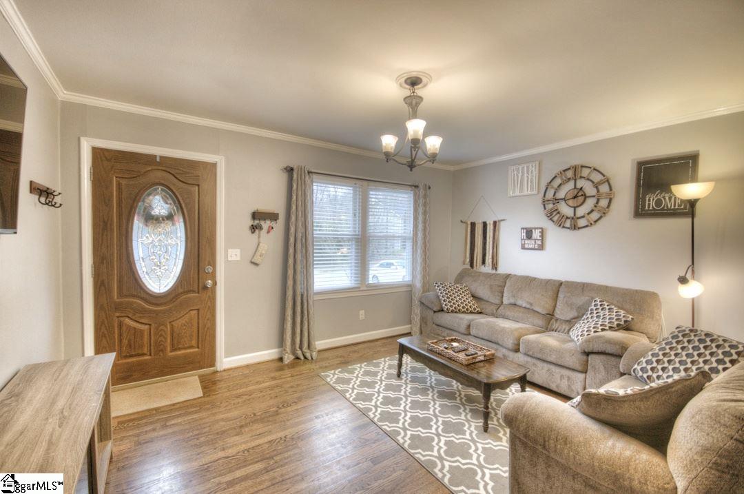 3 Charing Cross Road Taylors, SC 29687 - Photo 2 of 16