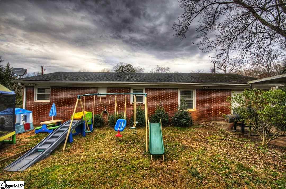 3 Charing Cross Road Taylors, SC 29687 - Photo 14 of 16