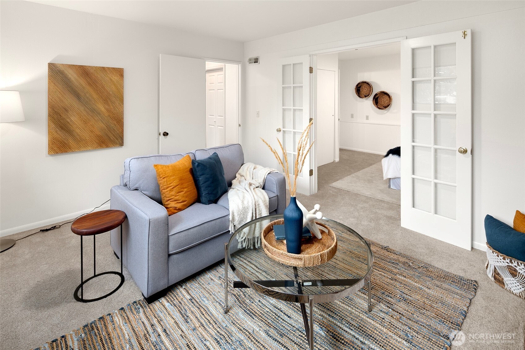 17612 Valley Cir Drive Bothell, WA 98012 - Photo 17 of 26 a living room with furniture