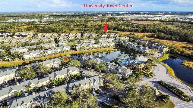 $285,000 | 7560 Plantation Circle, Bradenton, FL 34201