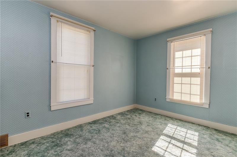 852 5th Street Rochester, PA 15074 - Photo 14 of 16