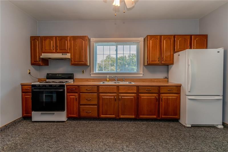 852 5th Street Rochester, PA 15074 - Photo 7 of 16