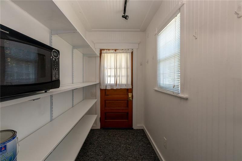 852 5th Street Rochester, PA 15074 - Photo 8 of 16