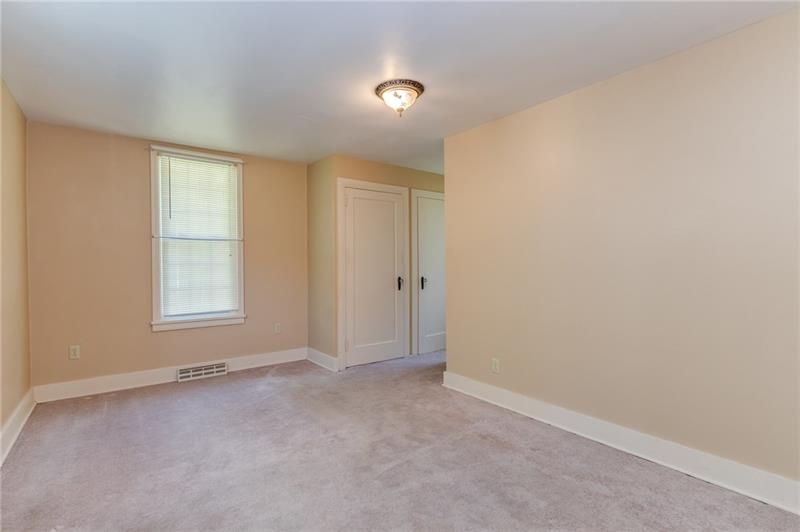 852 5th Street Rochester, PA 15074 - Photo 9 of 16