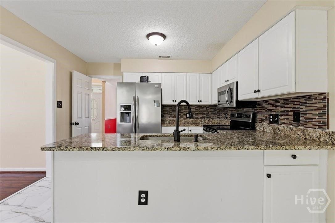 14 Sandy Pond Court Savannah, GA 31419 - Photo 13 of 39 Gallery Image 13