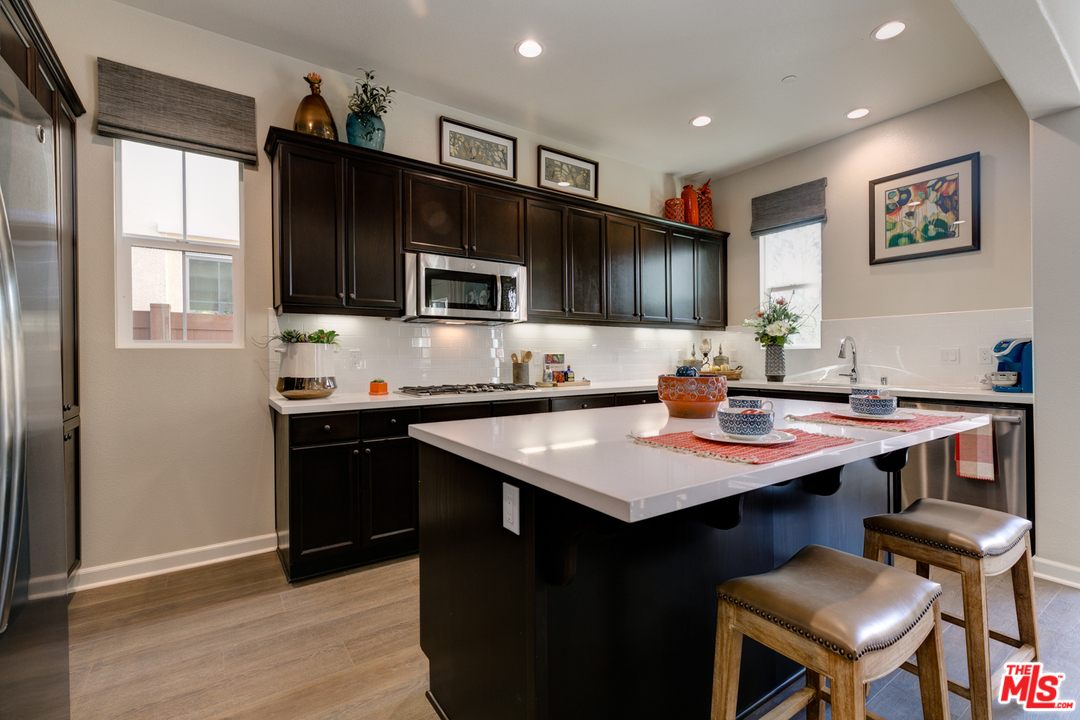1639 Range Road, Unit 723 Oxnard, CA 93036 - Photo 1 of 23
