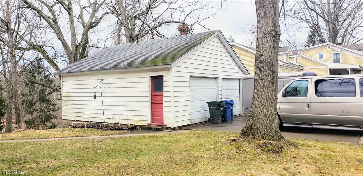 7601 River Road Olmsted Falls, OH 44138 - Photo 4 of 30