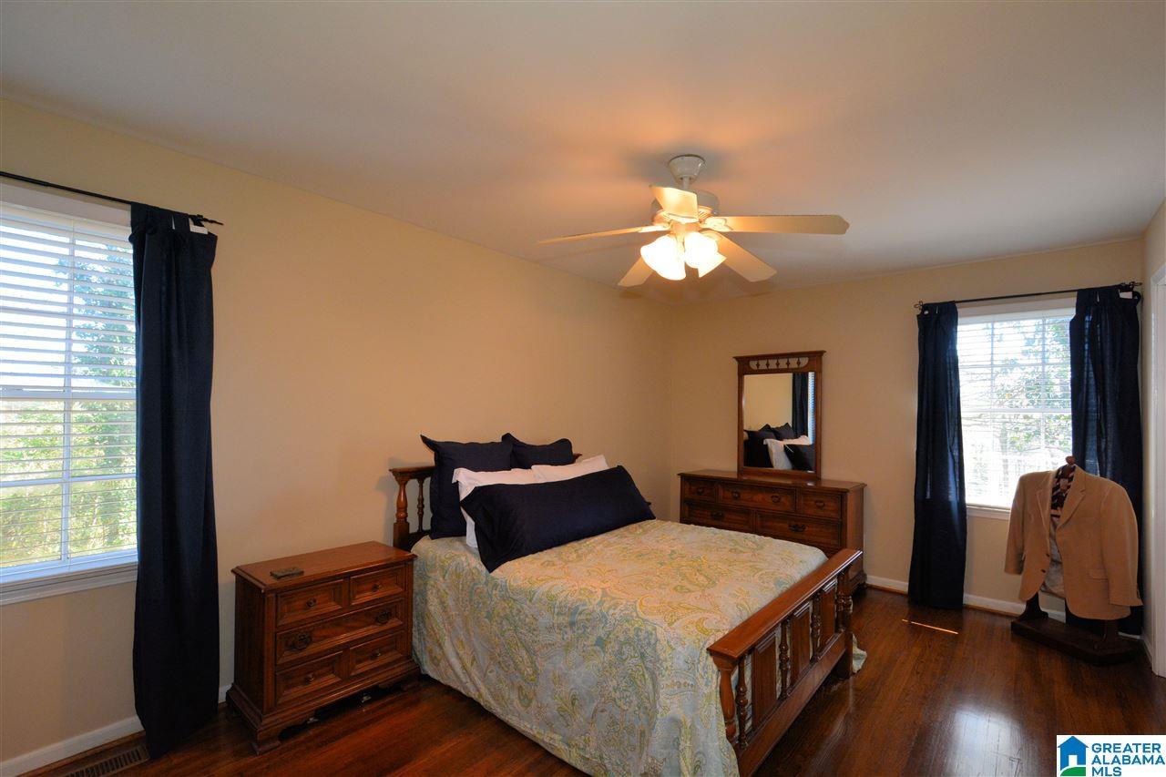 2425 Scepter Lane Hoover, AL 35226 - Photo 9 of 21