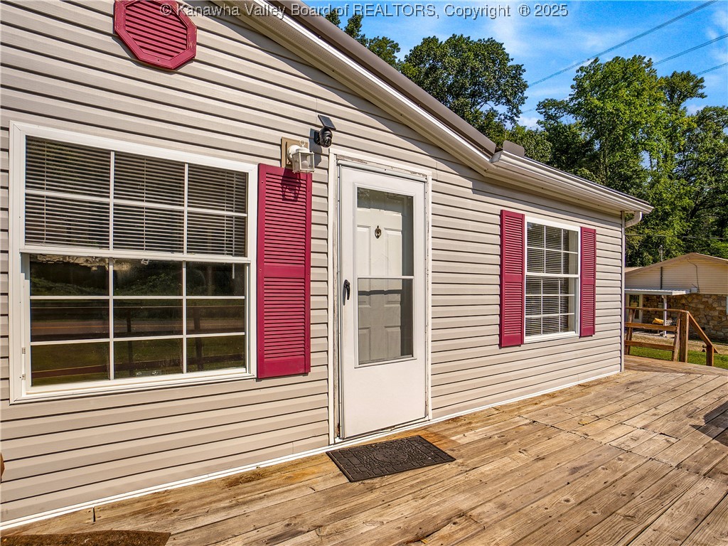 330 Bills Creek Road Winfield, WV 25213 - Photo 3 of 28 Gallery Image 3
